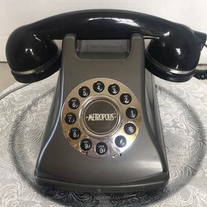 Metropolis Vintage Style Push Button Telephone